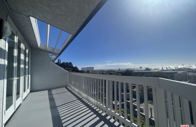320 Pacific St - 320 Pacific Street, Santa Monica, CA 90405