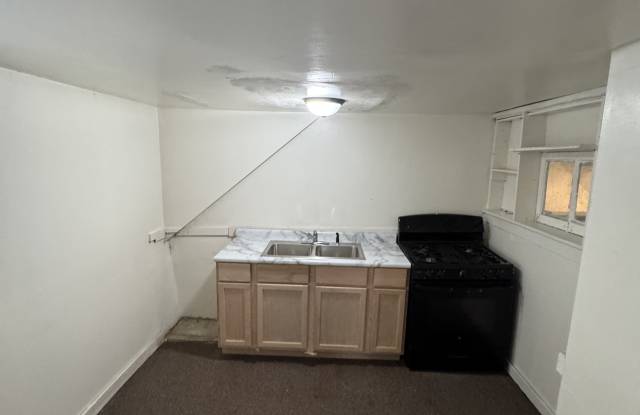 2038 West Lincoln Avenue - A photos photos