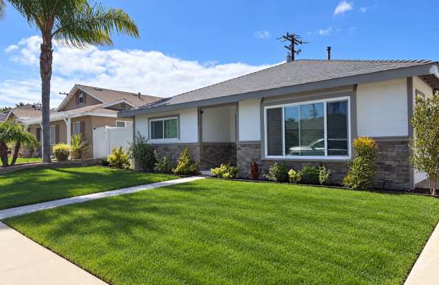 Bright & Beautiful 3-Bedroom Home in Walteria Gallery 1