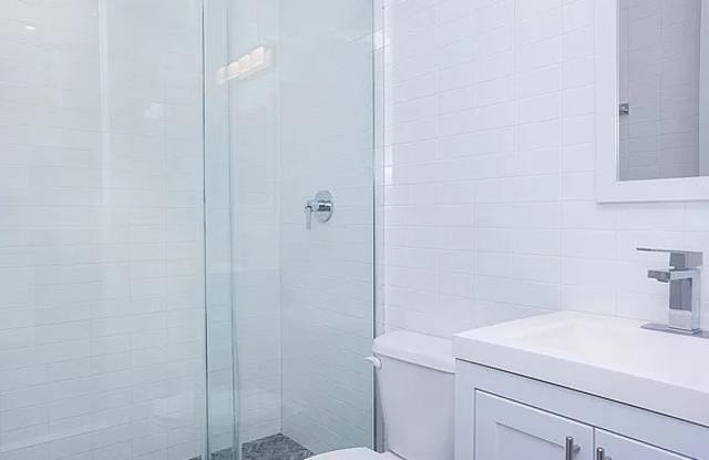 252 W 132nd St # 6 - 252 West 132nd Street, New York City, NY 10027