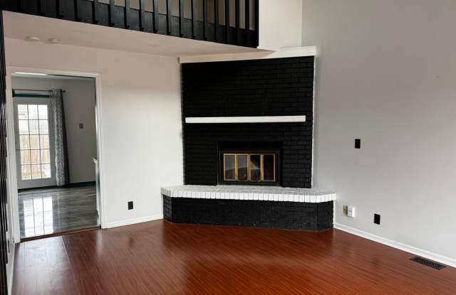 3250 N Longfellow Ct photos photos 3250 N Longfellow Ct photos photos