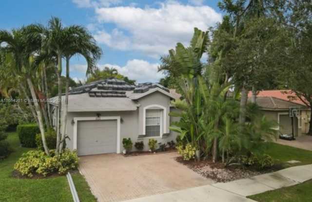 4123 Sapphire Bnd - 4123 Sapphire Bend, Weston, FL 33331