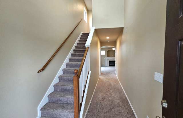 *360 TOUR AVAILABLE!* Two Story House with Gas Fireplace & Fenced Yard! Gallery 4