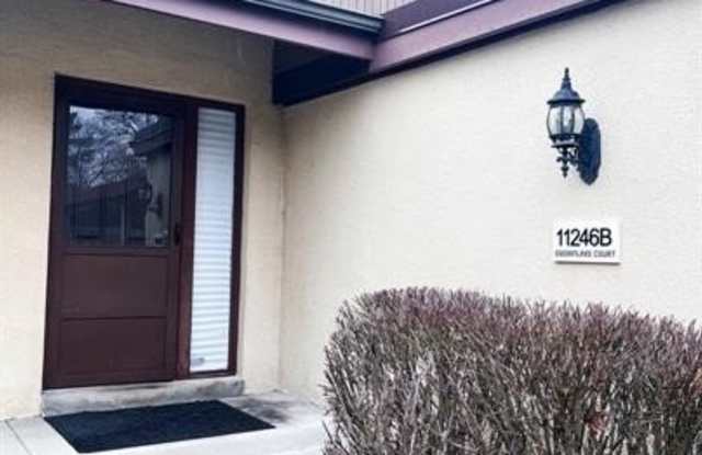 11246 SNOWFLAKE Court Gallery 2