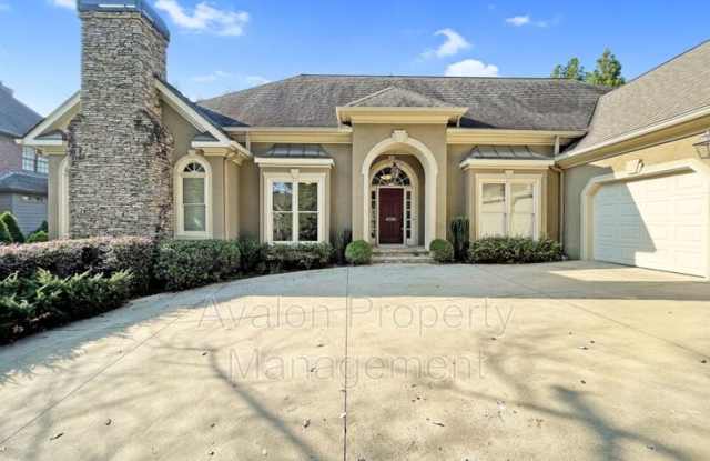 4590 Kettering Dr NE Gallery 2