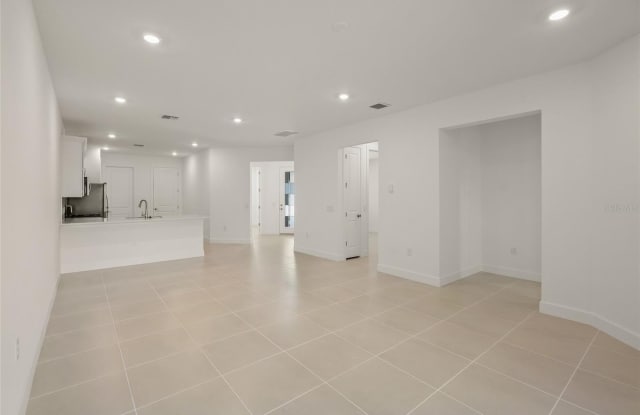 14860 MISTY POND Loop Gallery 2