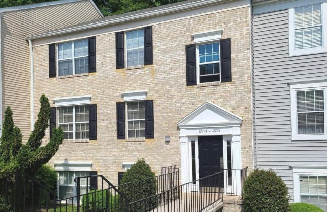 12228 STEVENSON COURT - 12228 Stevenson Court, Lake Ridge, VA 22192