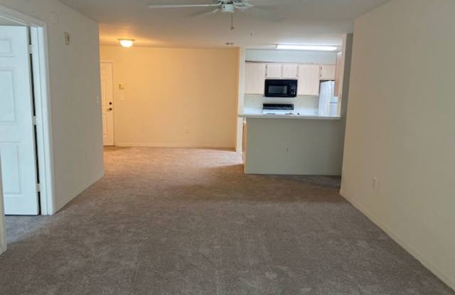Spacious 1st Floor 2 Bed, 2 Bath Condo with New Carpet | Gated Community Near Universal Studios! photos photos Spacious 1st Floor 2 Bed, 2 Bath Condo with New Carpet | Gated Community Near Universal Studios! photos photos