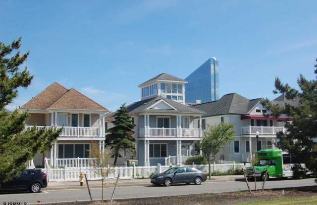 126 Madison Ave - 126 Madison Avenue, Atlantic City, NJ 08401
