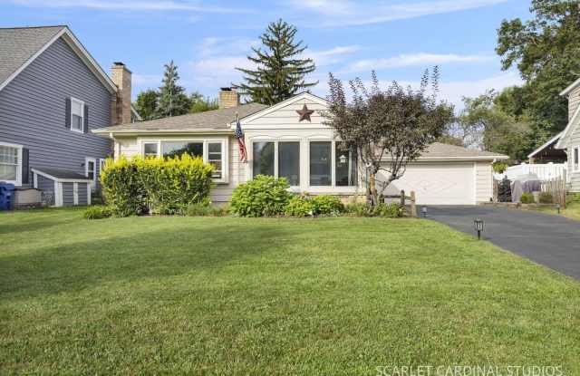 1210 S Gables Boulevard Gallery 1