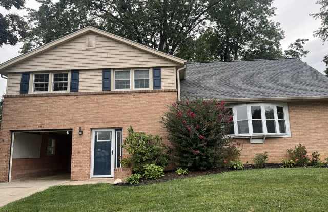 290 Folkstone Way photos photos
