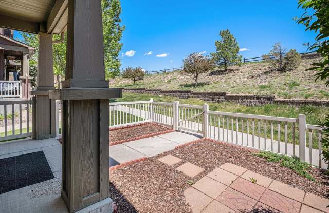 Spacious 3 bedroom in the heart of Castle Rock! Gallery 4