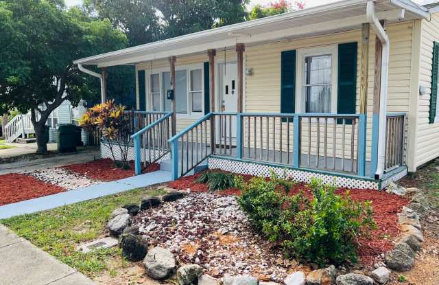 19 HIGHLAND STREET photos photos