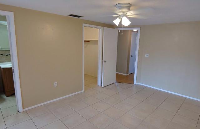 11220 Kapok Ave. Gallery 2