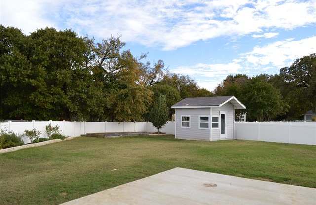 1000 Catskill Drive Gallery 3