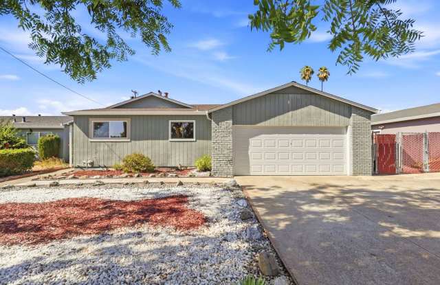 Bright Ranch Home with Fresh Updates Gallery 1