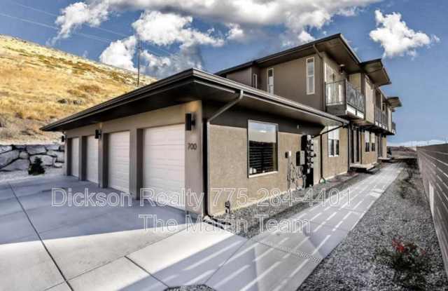 720 Bluffs Court - 720 Bluffs Court, Reno, NV 89523