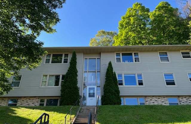 821 W 5th St - 821 West 5th Street, Red Wing, MN 55066