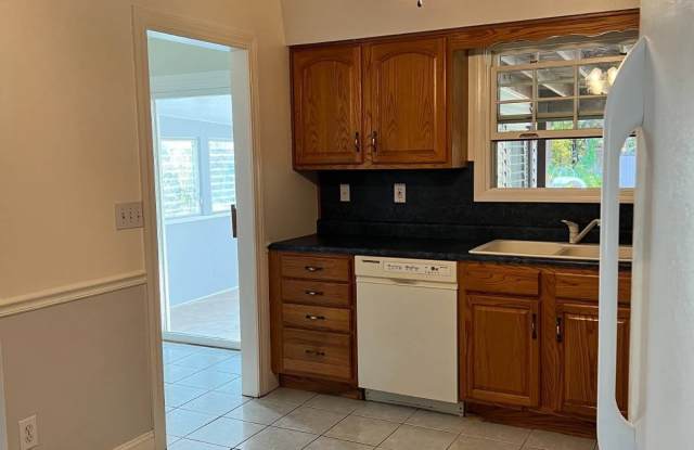 3035 Lone Pine Road photos photos