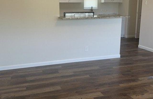 511 PINEWOOD LN Gallery 3