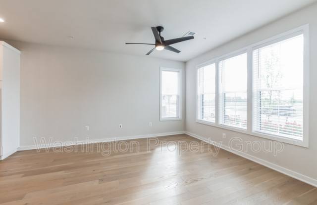 43560 Centergate Dr Gallery 3