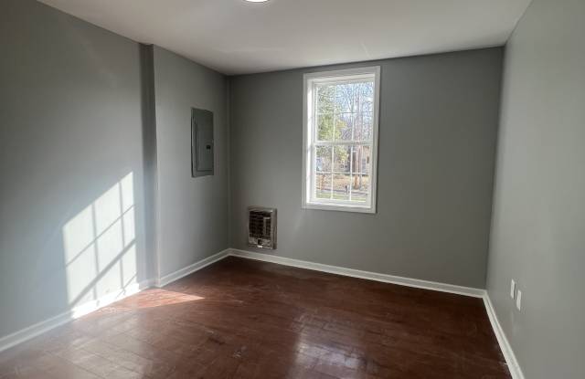 932 Hatchie St. Gallery 4