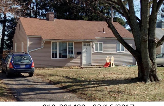 1042 S.. Hampton Rd. - 1042 S Hampton Rd, Columbus, OH 43227