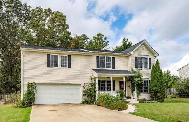 Coming Soon: 4BR Fredericksburg Home with Tesla Charger  Fenced Yard photos photos