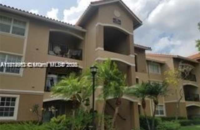 100 SW 117th Ter photos photos