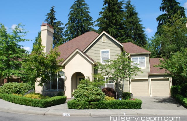 6592 127th Pl SE - 6592 127th Place Southeast, Bellevue, WA 98006