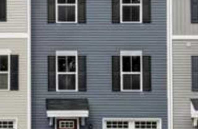 2114 Langer St photos photos