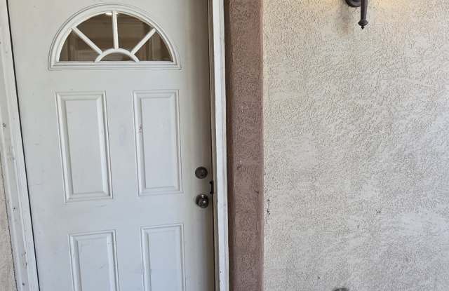 488 Coronado Court - B photos photos