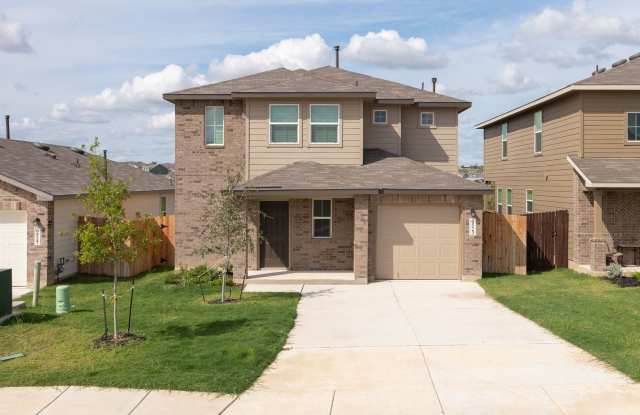 Spacious 4 Bed / 2.5 Bath Home – 2,243 Sq Ft + Resort-Style Amenities photos photos