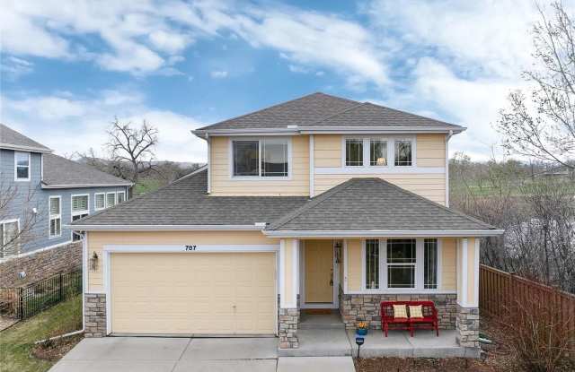 Bright  Airy Home with Luxury Master Suite in Lakewood photos photos