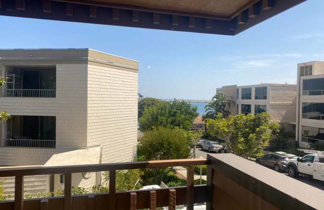 View of San Diego Bay! Serene Condo in the Heart of Point Loma! 2 Assigned Parking Spaces! - 2944 Lawrence Street, San Diego, CA 92106