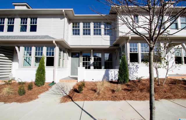 1190 WINDSOR SQUARE photos photos