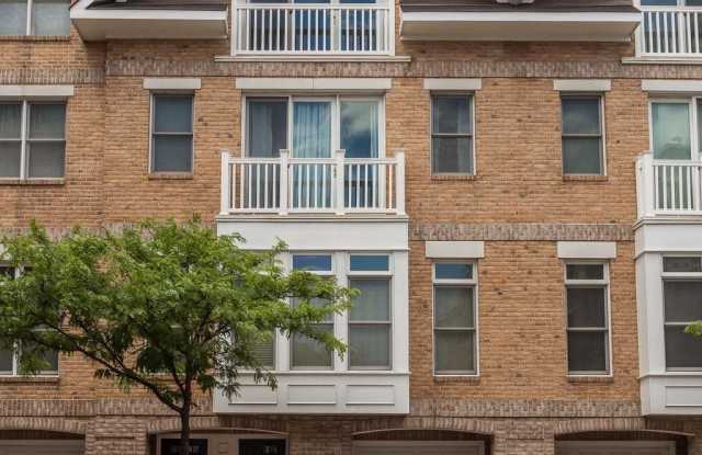 1224 HARBOR ISLAND WALK Gallery 2