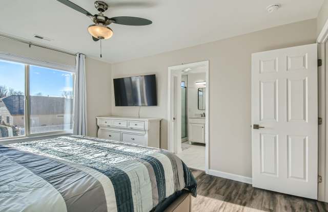 Lovely 3 BDR/3BA Home - 20 Minutes to Denver Gallery 4