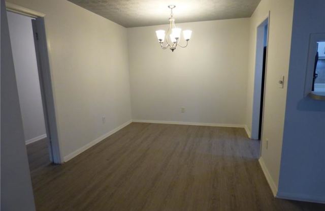 304 Dunbar Drive Gallery 4