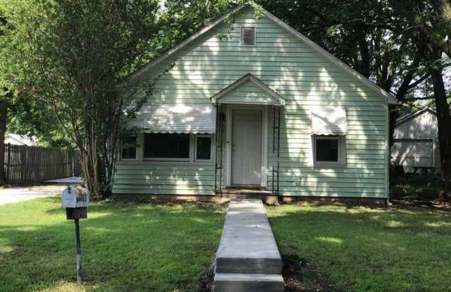 1222 S McKinley photos photos