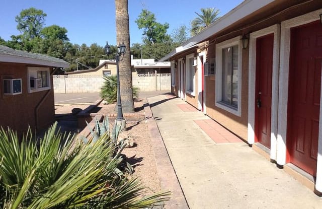 2103 W Morten Ave - 03 - 2103 West Morten Avenue, Phoenix, AZ 85021