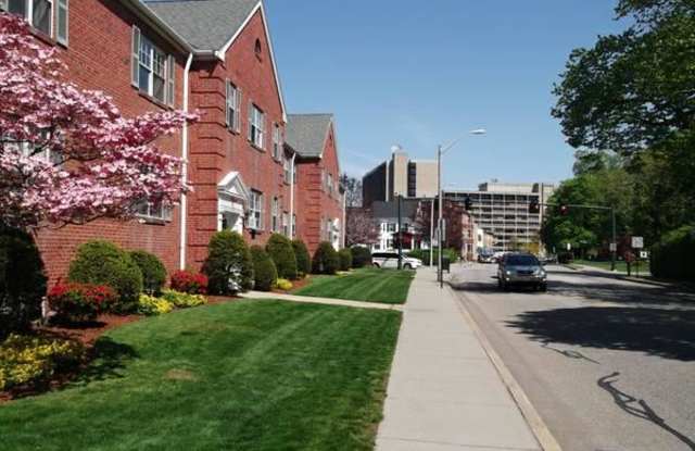 497 Centre St. photos photos