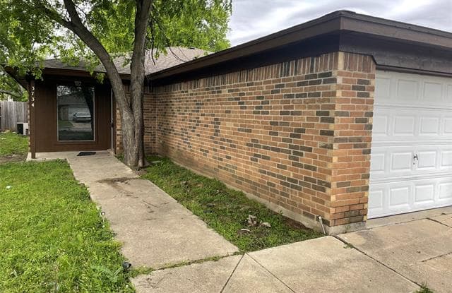3732 Hulen Park Circle - 3732 Hulen Park Circle, Fort Worth, TX 76123