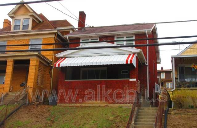 818 Woodbourne Street photos photos