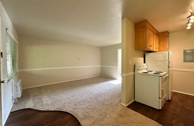 Carlson Drive (5484) Gallery 1