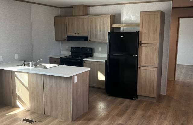 200 East Zora St photos photos