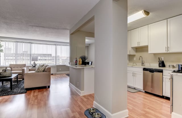 Crystal Plaza Apartments Gallery 4