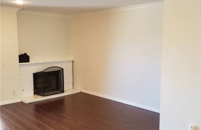 16919 S Dalton Avenue Gallery 3