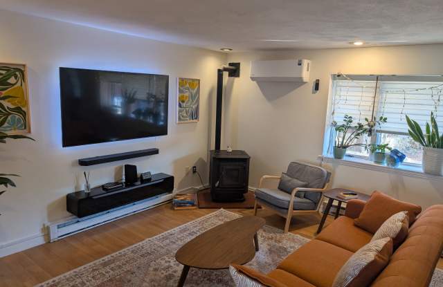 159 Maverick Street photos photos