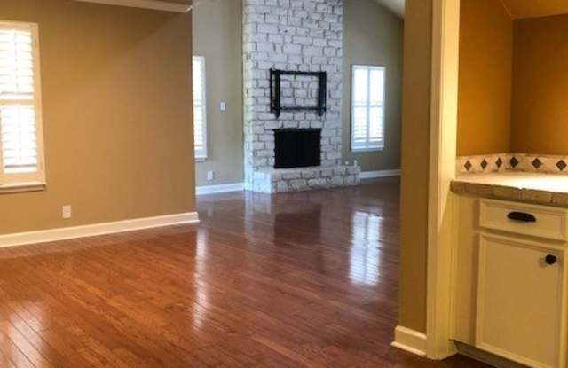 3399 Saltillo Court Gallery 4